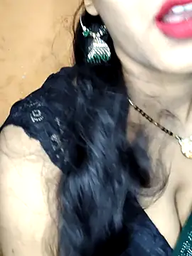 Snapshot of Hot_lady234 chatting on May 27, 2026, 3:47 am Hot lady234 online show from May 27, 2026, 3:47 am