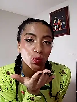 KattyBerryX online show from March 18, 2026, 1:42 am