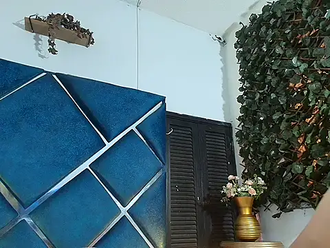 AnaisNuaghty online show from March 16, 2026, 12:31 pm