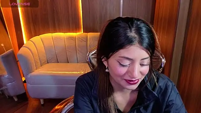 Lia queen tx online show from April 16, 2026, 3:07 am