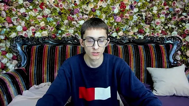RonBevs online show from May 15, 2026, 8:49 pm
