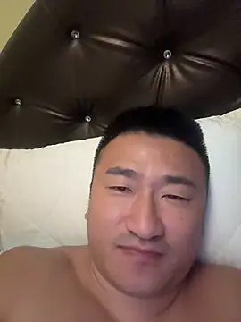 Cunzhangshibage02 online show from May 12, 2026, 12:35 pm