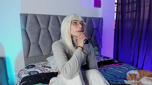 Snapshot of anyu__val chatting on March 20, 2026, 11:09 pm anyu val online show from March 20, 2026, 11:09 pm