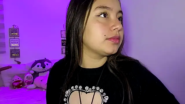 cherry valeria online show from July 17, 2026, 3:46 am