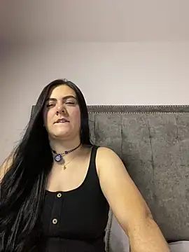 kristalinasc online show from July 16, 2026, 3:23 am