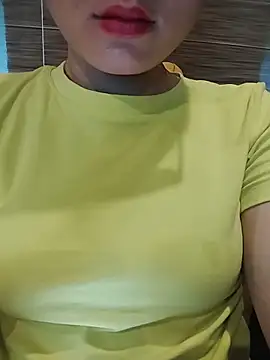 Snapshot of candy_flo chatting on May 13, 2026, 8:01 am candy flo online show from May 13, 2026, 8:01 am