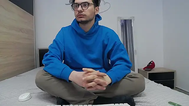 Snapshot of kevin_garcia1 chatting on March 12, 2026, 11:38 am kevin garcia1 online show from March 12, 2026, 11:38 am