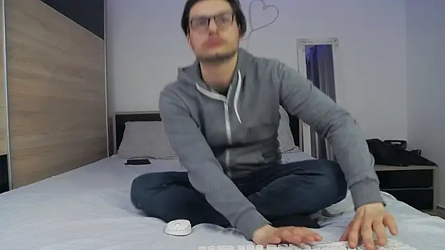 Snapshot of kevin_garcia1 chatting on March 17, 2026, 3:37 pm kevin garcia1 online show from March 17, 2026, 3:37 pm