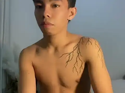hottasianboy online show from July 31, 2026, 1:10 pm