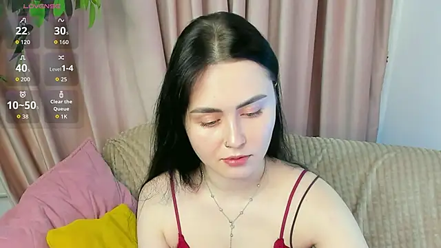 NoraLumi online show from May 16, 2026, 5:48 am