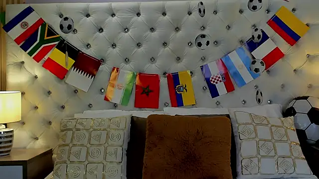 VaniaRouse online show from June 21, 2026, 12:41 pm