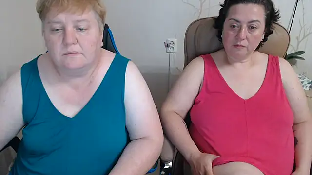 Lindy-Jeanie online show from July 15, 2026, 6:46 pm