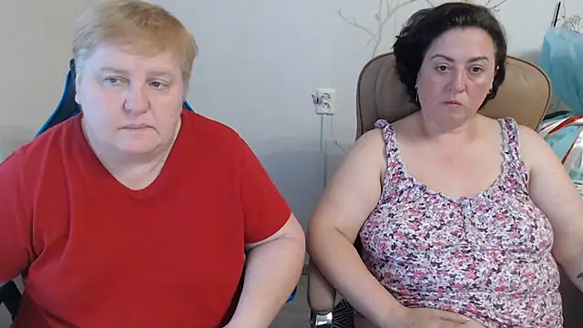 Lindy-Jeanie online show from July 27, 2026, 4:47 pm