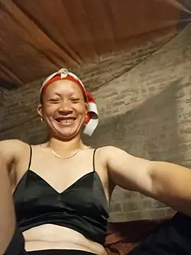 Heli pusy online show from May 20, 2026, 9:21 pm