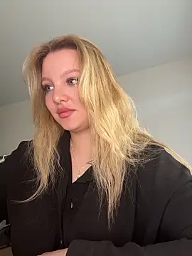 bettyloveu online show from April 20, 2026, 4:15 am