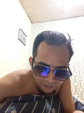 Snapshot of Molgavaliant chatting on March 28, 2026, 10:48 am Molgavaliant online show from March 28, 2026, 10:48 am