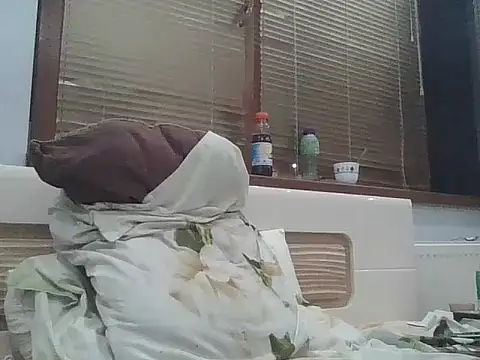 stiven121312 online show from July 18, 2026, 7:50 pm