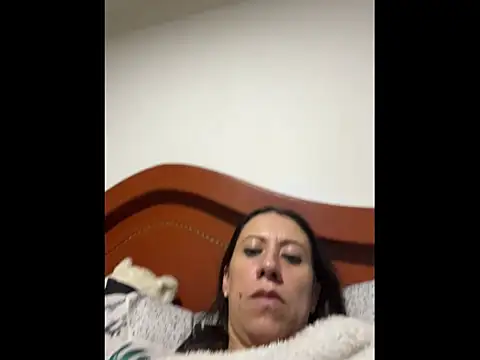 Snapshot of ItsAmara chatting on July 2, 2026, 3:34 am ItsAmara online show from July 2, 2026, 3:34 am