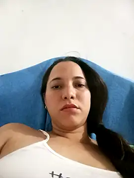 Naomi Divine online show from April 6, 2026, 6:53 pm