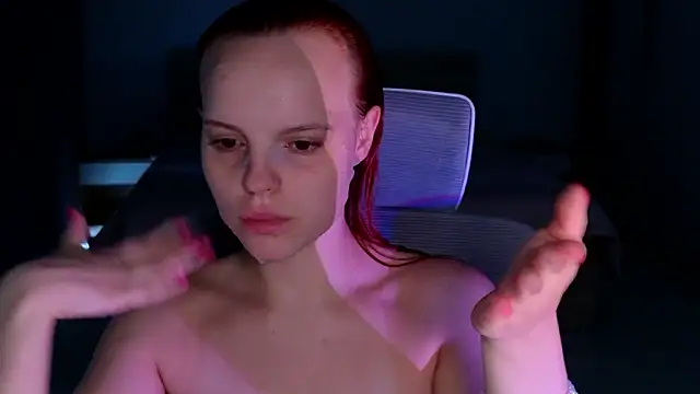 mollybossy online show from March 30, 2026, 6:58 am