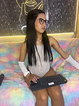 Gretel Streit online show from July 1, 2026, 3:30 am