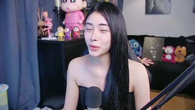 XiaoYuBao- online show from April 6, 2026, 4:46 am