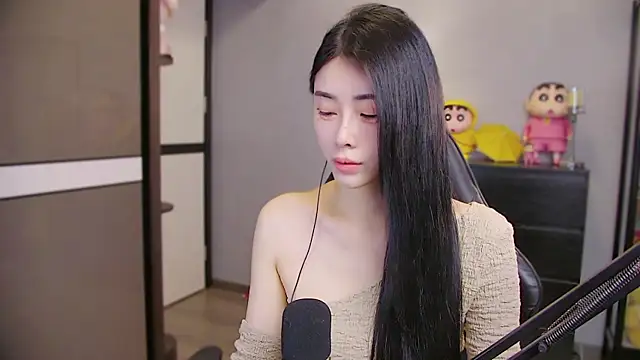 XiaoYuBao- online show from April 12, 2026, 2:11 pm