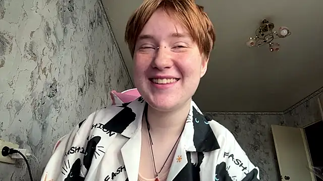 Miacommando online show from March 17, 2026, 12:41 pm