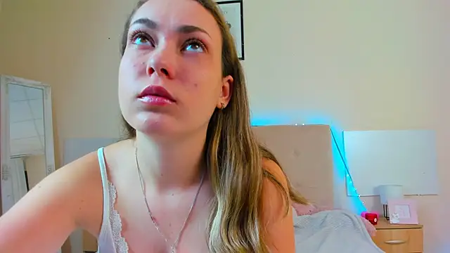 MelanieCuty online show from July 20, 2026, 5:33 am
