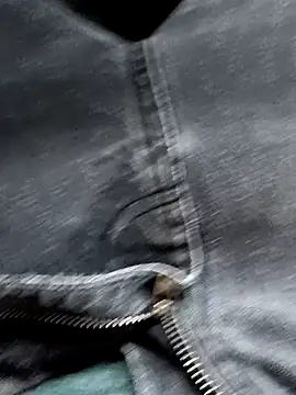 Elias18d online show from April 4, 2026, 5:10 pm