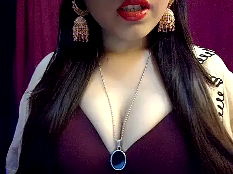 nadia doll69 online show from May 20, 2026, 5:41 pm