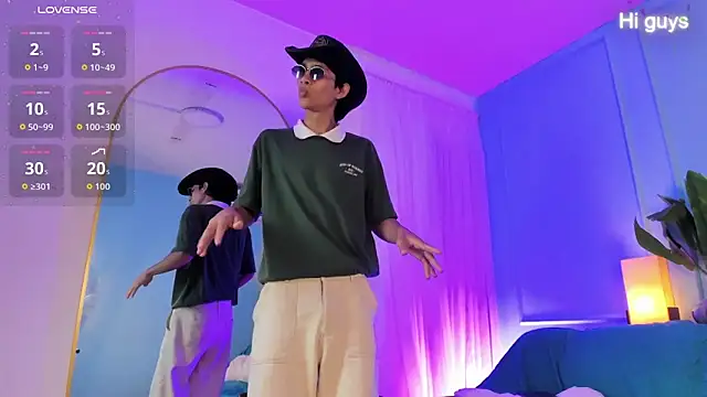 Cheys Mast online show from April 22, 2026, 5:36 pm