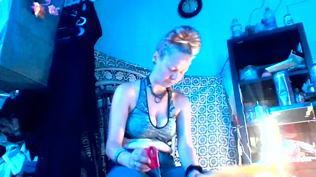 Snapshot of Ambionce chatting on June 14, 2026, 1:25 am Ambionce online show from June 14, 2026, 1:25 am