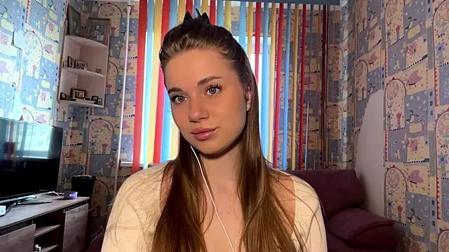 Miss Blessnyth online show from May 14, 2026, 6:09 am