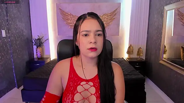 Emily-brown  online show from April 1, 2026, 11:22 am