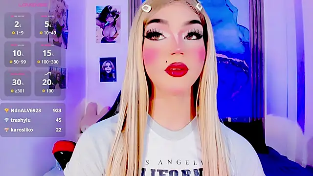 Snapshot of blonde_queen- chatting on July 16, 2026, 7:09 pm blonde queen- online show from July 16, 2026, 7:09 pm