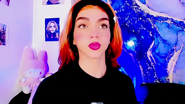 Snapshot of blonde_queen- chatting on July 17, 2026, 7:19 pm blonde queen- online show from July 17, 2026, 7:19 pm