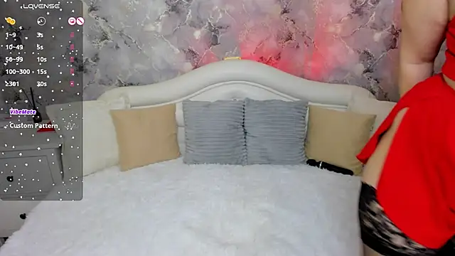 ScarlettVaughn online show from April 10, 2026, 7:57 am