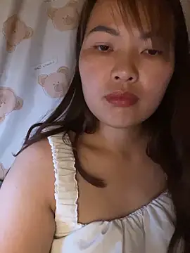 Milik-1022 online show from April 16, 2026, 9:39 pm