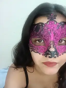 Hottymahi7 online show from June 24, 2026, 4:06 pm
