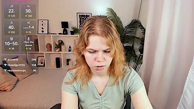 ElizabethVane online show from May 10, 2026, 5:51 pm