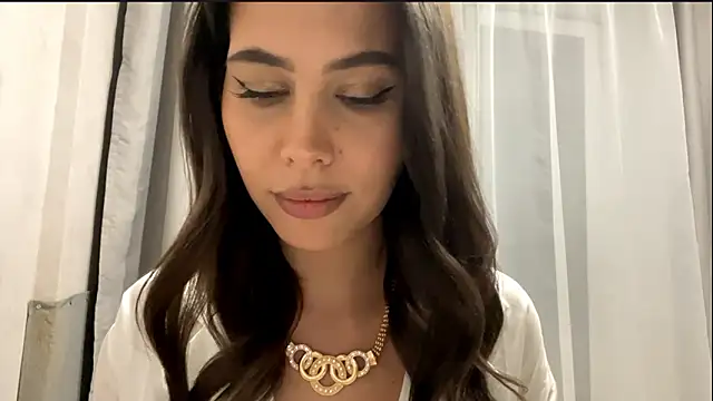 Snapshot of FloDesisles chatting on March 17, 2026, 7:28 pm FloDesisles online show from March 17, 2026, 7:28 pm