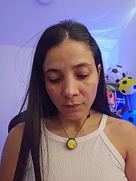 miaeyex online show from June 19, 2026, 12:09 pm