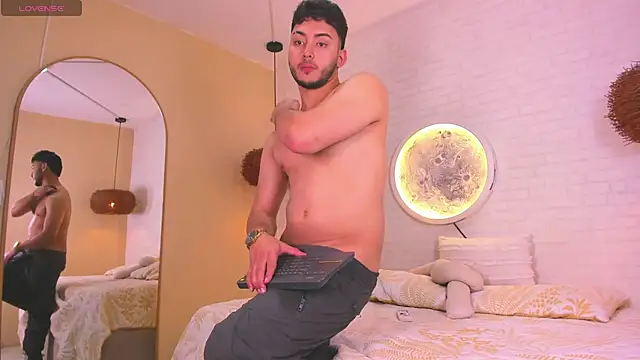 Dylan vega01 online show from March 14, 2026, 4:01 pm