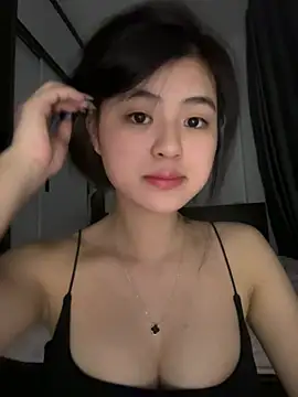 Snapshot of Sweet20-20 chatting on June 9, 2026, 5:35 pm Sweet20-20 online show from June 9, 2026, 5:35 pm