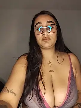 Mia skyy18 online show from July 25, 2026, 5:16 am