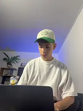 Snapshot of SebastianReed_ chatting on June 30, 2026, 3:07 am SebastianReed online show from June 30, 2026, 3:07 am