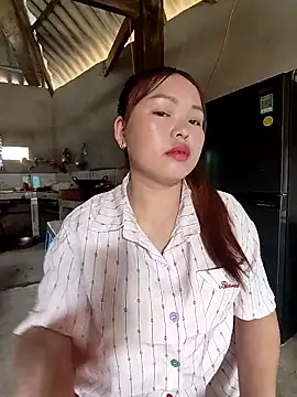 Mina xYx online show from April 9, 2026, 1:27 am