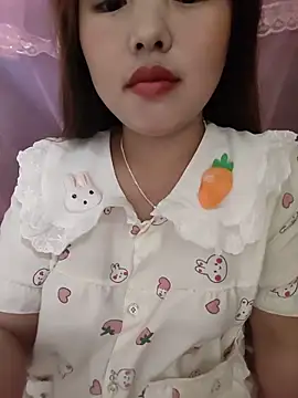 Mina xYx online show from May 31, 2026, 7:04 am
