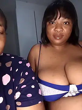 BeverlyQueen15 online show from March 25, 2026, 2:50 am